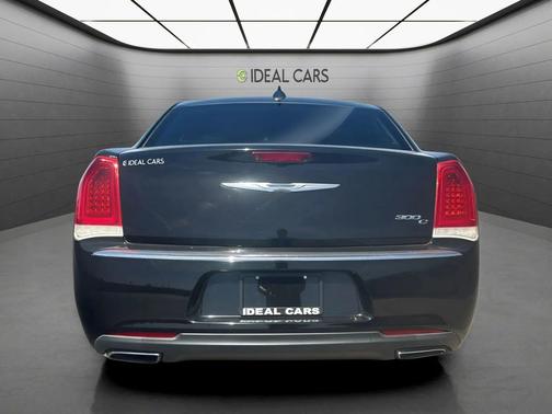 Gloss Black 2016 Chrysler 300 S