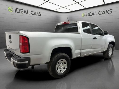 Silver Metallic 2019 Chevrolet Colorado WT