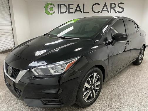 Super Black 2021 Nissan Versa 1.6 SV