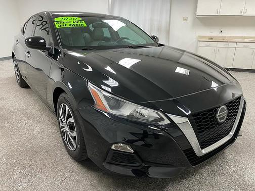 2020 Nissan Altima S FWD