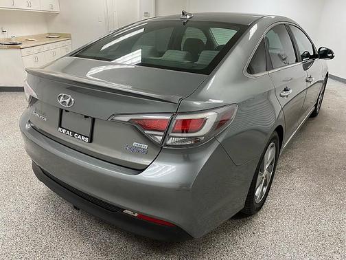 2017 Hyundai Sonata Plug-In Hybrid Base