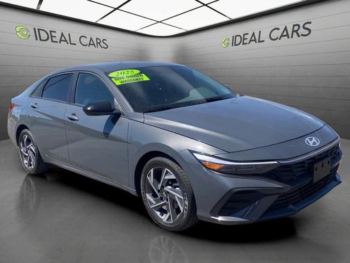 Ecotronic Gray 2025 Hyundai ELANTRA Sport