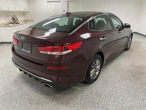 2020 Kia Optima LX