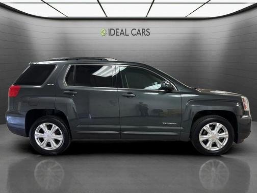 Graphite Gray Metallic 2017 GMC Terrain SLE-2