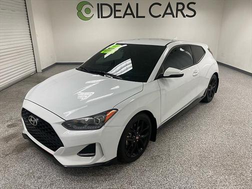 2020 Hyundai Veloster Base