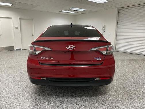 2016 Hyundai SONATA Hybrid Limited