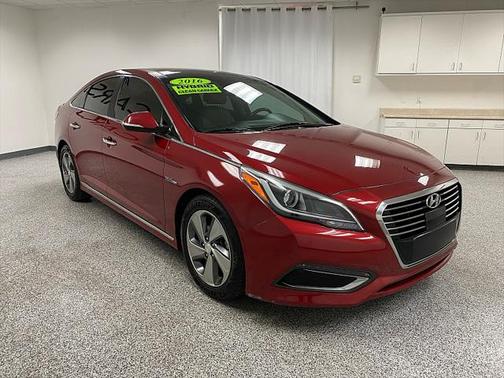 2016 Hyundai SONATA Hybrid Limited