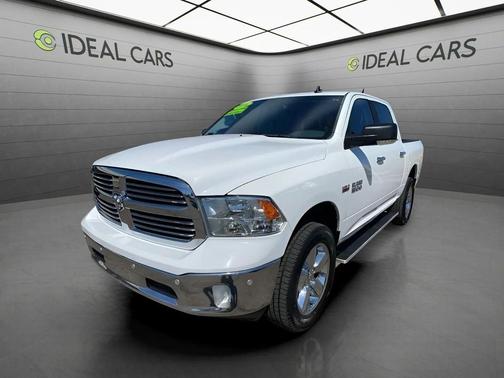 Bright White Clearcoat 2016 RAM 1500 Big Horn