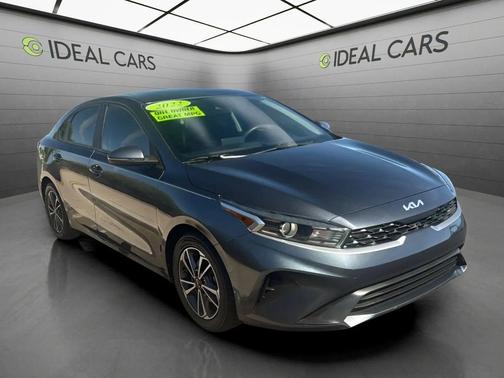 Gravity Gray 2022 Kia Forte LXS