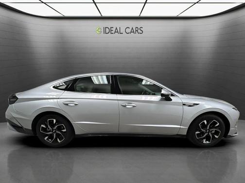 Aero Silver Metallic 2025 Hyundai SONATA SEL