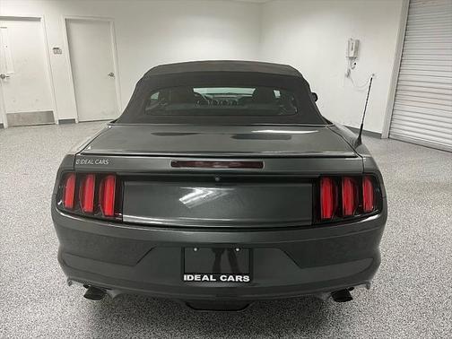 2015 Ford Mustang V6