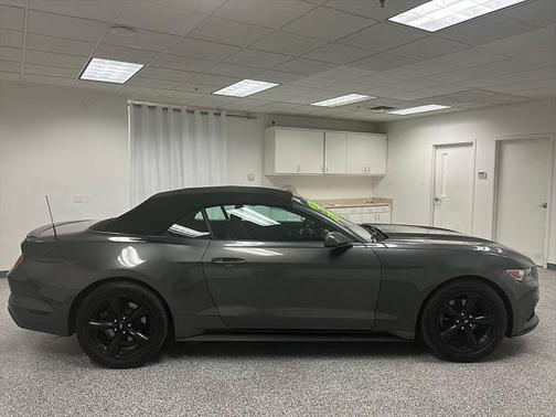 2015 Ford Mustang V6