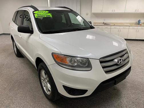 2012 Hyundai SANTA FE GLS