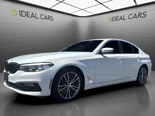 Alpine White 2018 BMW 540 540i