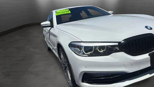 Alpine White 2018 BMW 540 540i