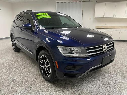 BLUE 2021 Volkswagen Tiguan 2.0T SE