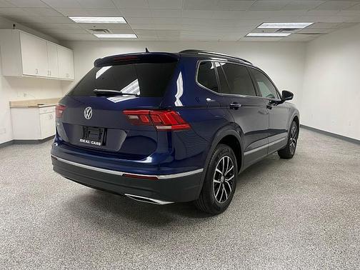 BLUE 2021 Volkswagen Tiguan 2.0T SE