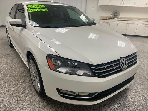 2014 Volkswagen Passat 1.8T Auto SEL Premium