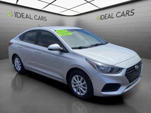 Olympus Silver 2018 Hyundai Accent SEL