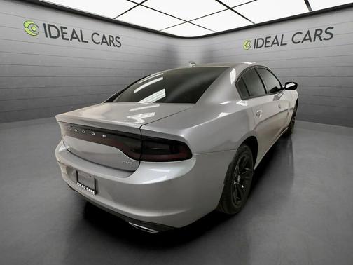 Billet Clearcoat 2016 Dodge Charger SXT