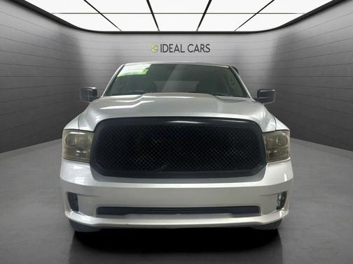 Bright Silver Metallic Clearcoat 2013 RAM 1500 Tradesman/Express