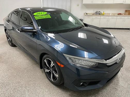 2017 Honda Civic Touring
