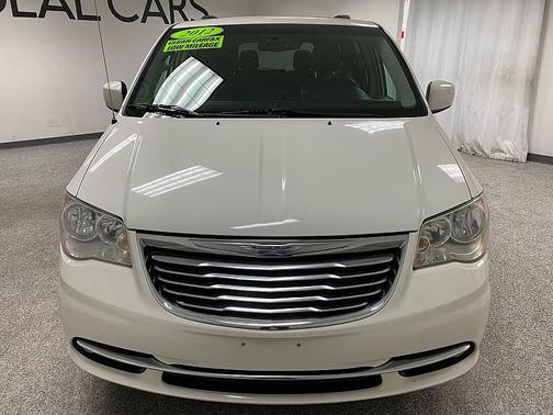 2012 Chrysler Town & Country Touring