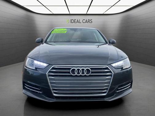 Daytona Gray Pearl Effect 2017 Audi A4 2.0T Premium