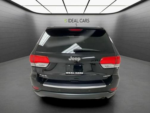 Diamond Black Crystal Pearlcoat 2017 Jeep Grand Cherokee Limited