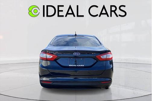 2014 Ford Fusion S