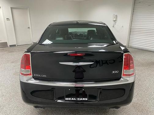 2012 Chrysler 300 Limited