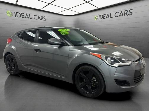 Triathlon Gray Metallic 2015 Hyundai Veloster Base
