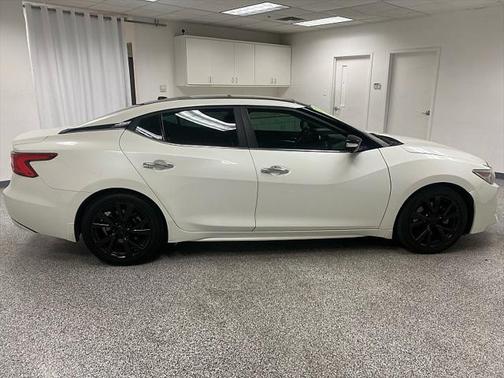 2017 Nissan Maxima 3.5 Platinum