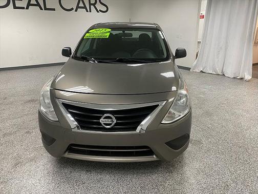 2015 Nissan Versa 1.6 S+