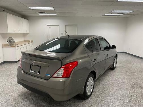 2015 Nissan Versa 1.6 S+