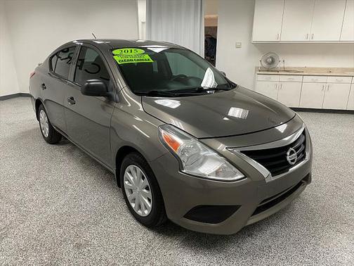 2015 Nissan Versa 1.6 S+