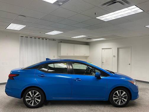 2022 Nissan Versa 1.6 SV