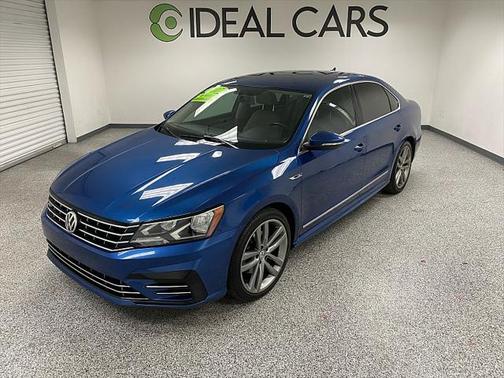 2017 Volkswagen Passat 1.8T R-Line w/Comfort