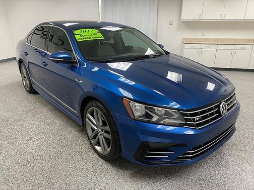 2017 Volkswagen Passat 1.8T R-Line w/Comfort