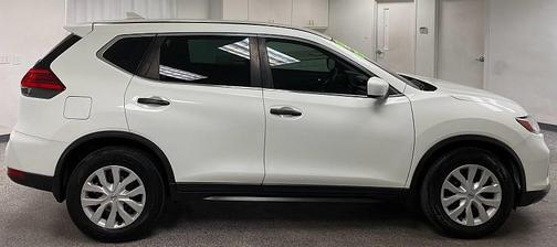 Glacier White 2017 Nissan Rogue S