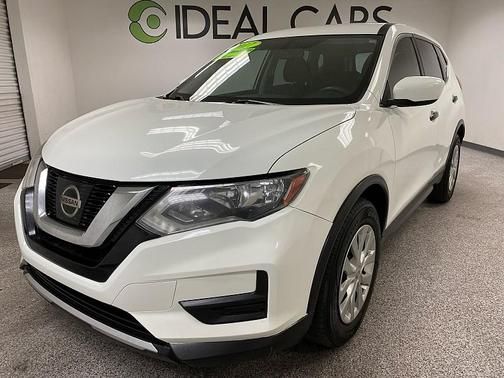 Glacier White 2017 Nissan Rogue S