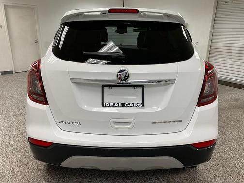 Summit White 2019 Buick Encore Sport Touring
