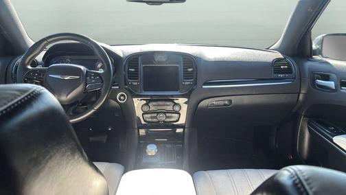 Bright White Clearcoat 2017 Chrysler 300 S