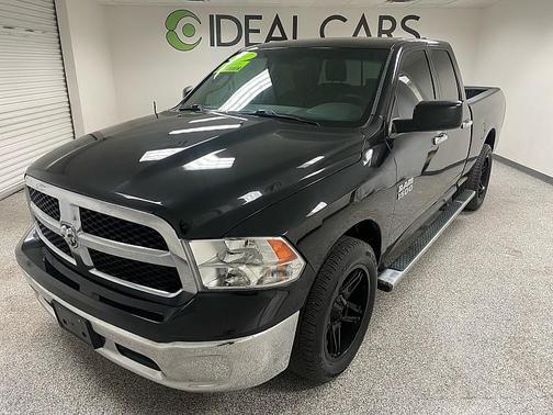 2017 RAM 1500 SLT