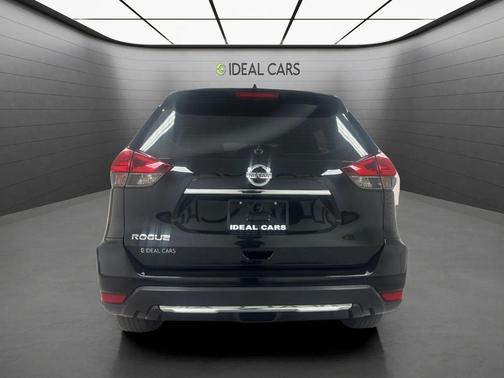 Magnetic Black 2017 Nissan Rogue S