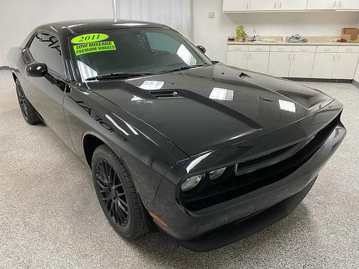 2011 Dodge Challenger Base
