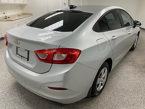 2017 Chevrolet Cruze LS