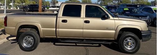 2004 Chevrolet Silverado 2500 LT H/D Crew Cab
