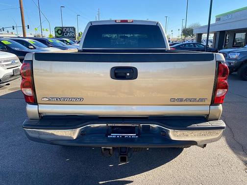 2004 Chevrolet Silverado 2500 LT H/D Crew Cab