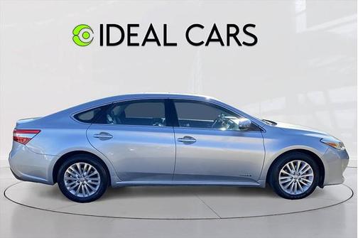2015 Toyota Avalon Hybrid XLE Touring